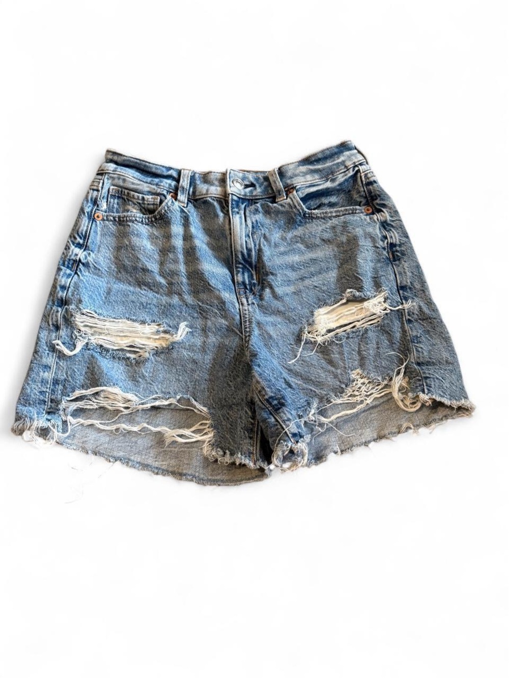 American Eagle Baggy Mom Light Blue Distressed Denim Women’s Shorts